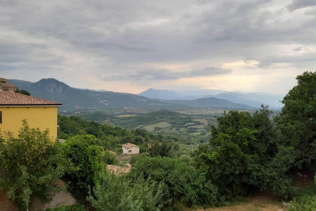 Castel San VincenzoAl Colle公寓 外观 照片